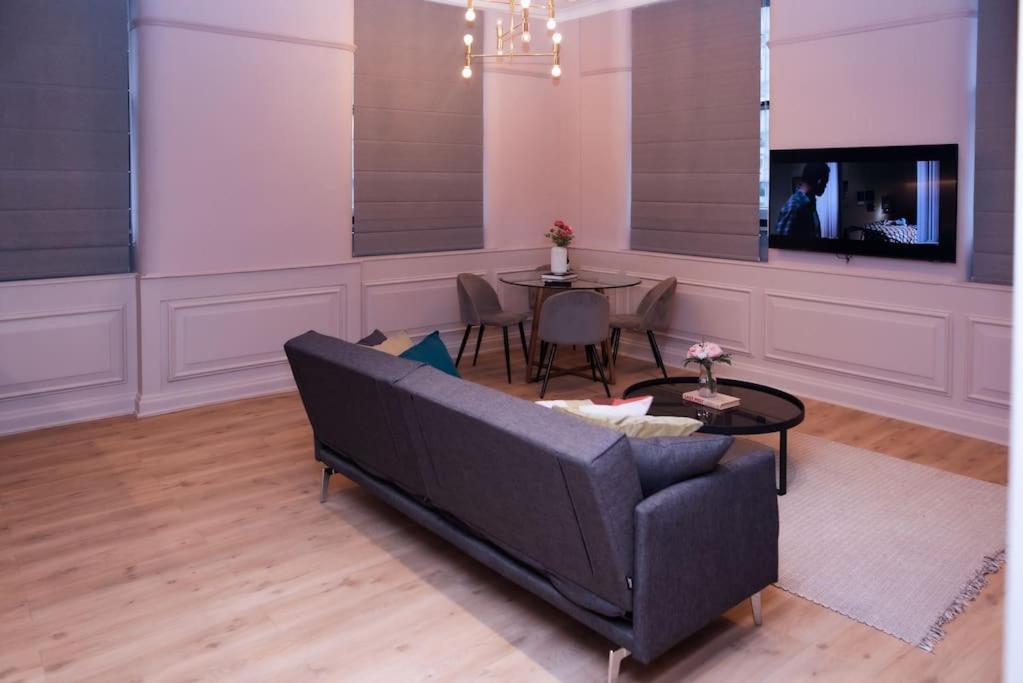 Luxurious Stunning 2Bedroom Apartment Manchester Extérieur photo
