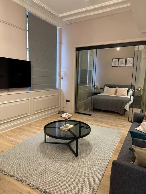 Luxurious Stunning 2Bedroom Apartment Manchester Extérieur photo