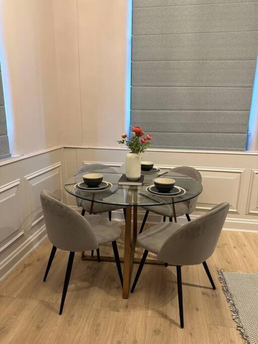Luxurious Stunning 2Bedroom Apartment Manchester Extérieur photo